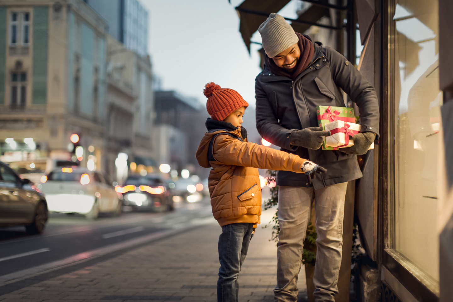 FTC Report: Gift Card Scams Increased This Year – Forbes Advisor